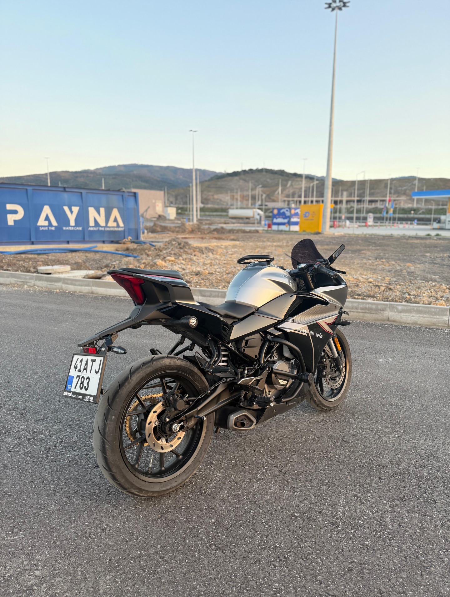 2024 MODEL CFMOTO 250SR - Görsel 3