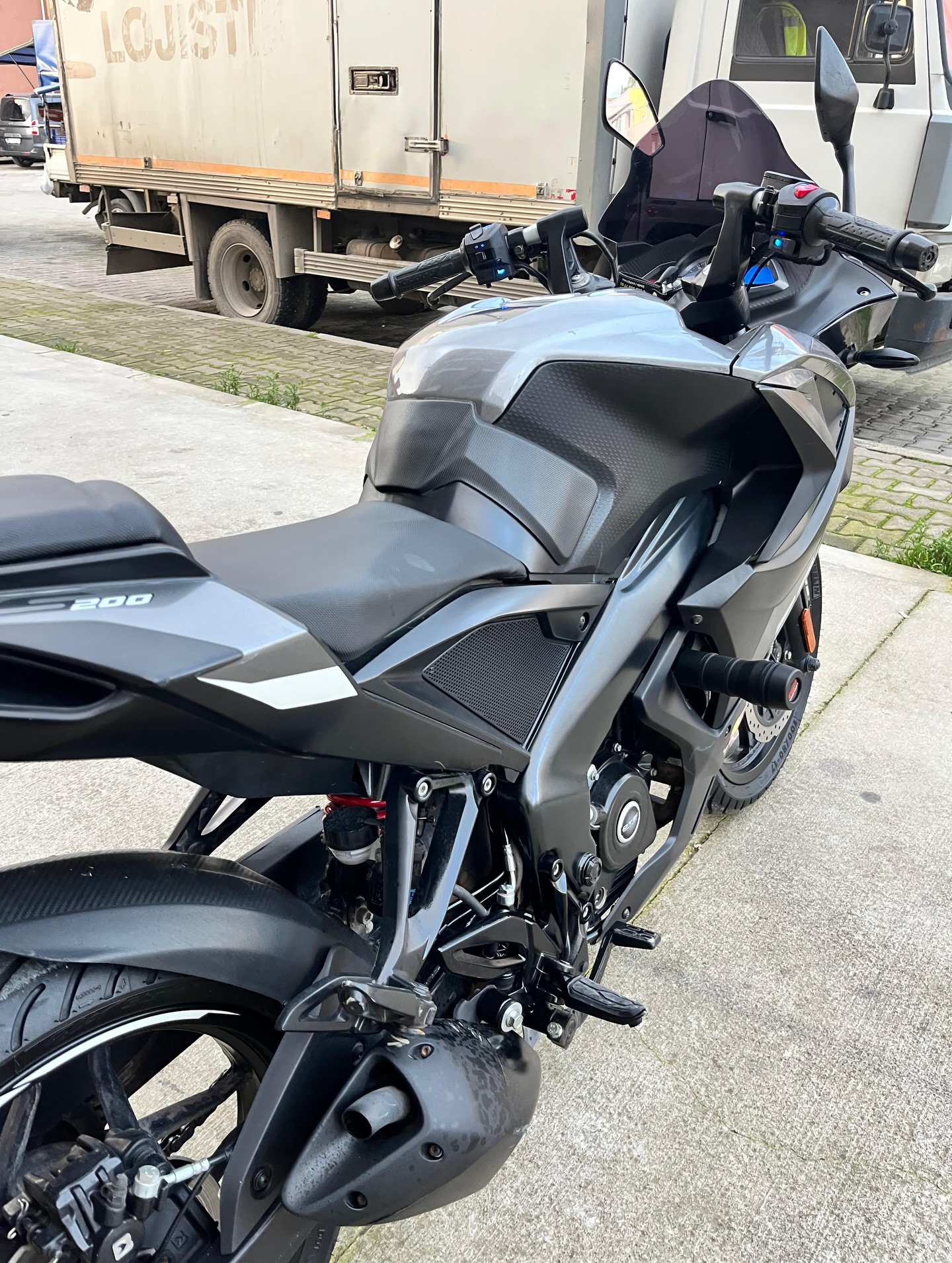 2023 MODEL PULSAR RS200 - Görsel 10