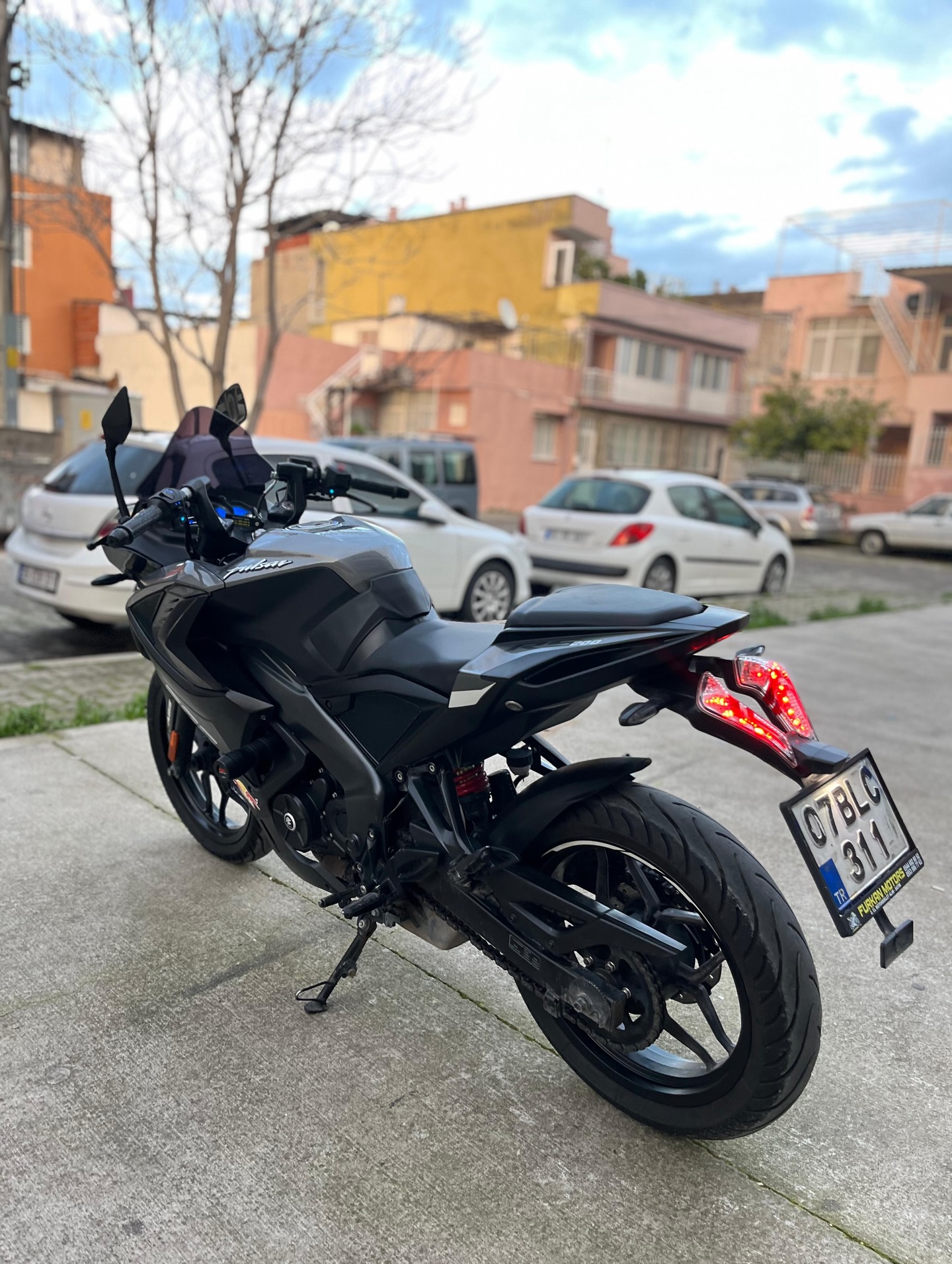 2023 MODEL PULSAR RS200 - Görsel 8