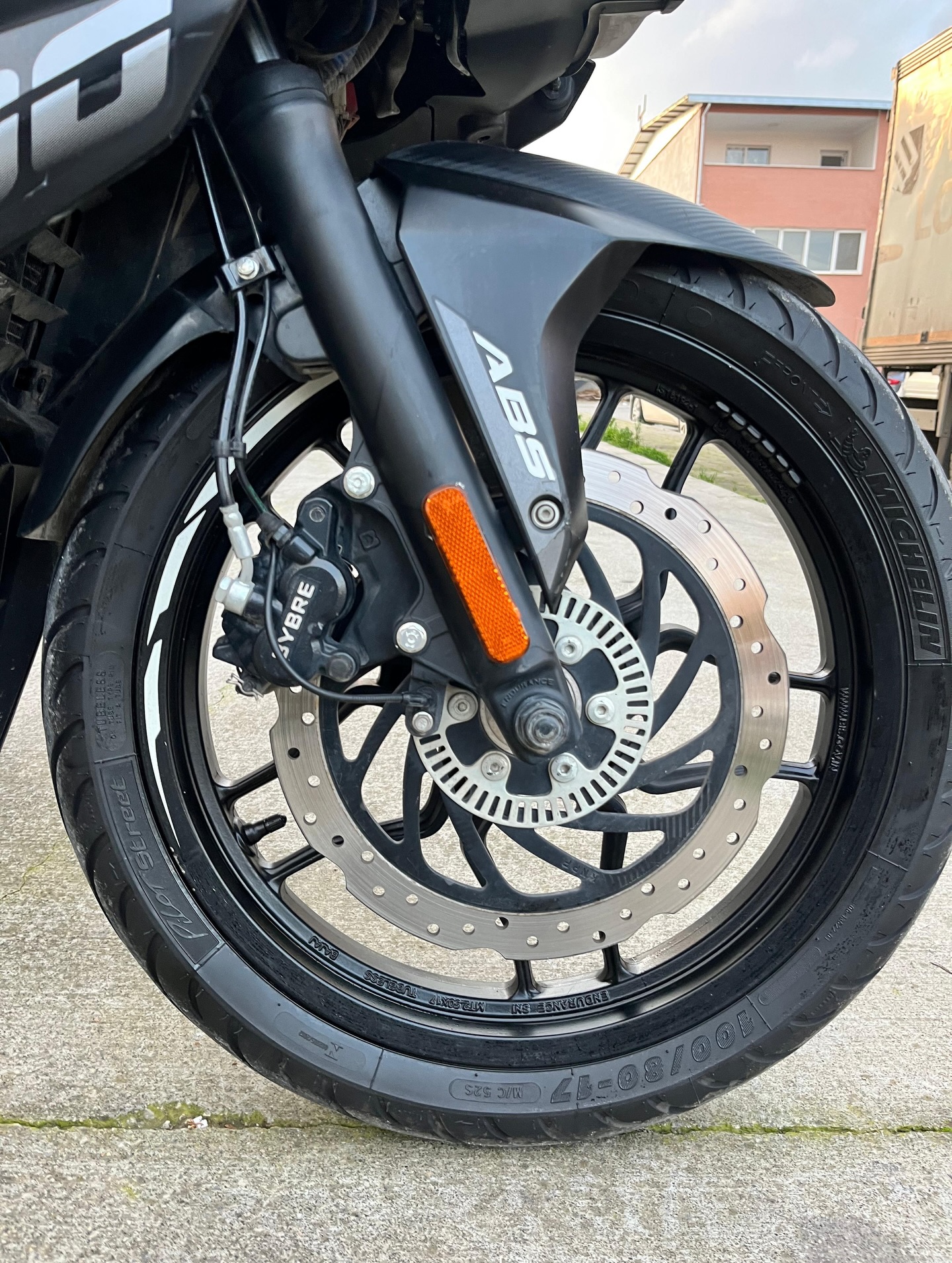 2023 MODEL PULSAR RS200 - Görsel 3