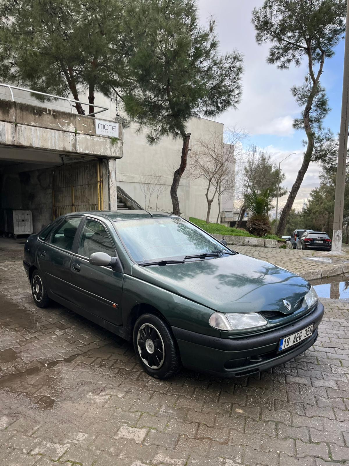 1996 Model Renault Laguna 2.0