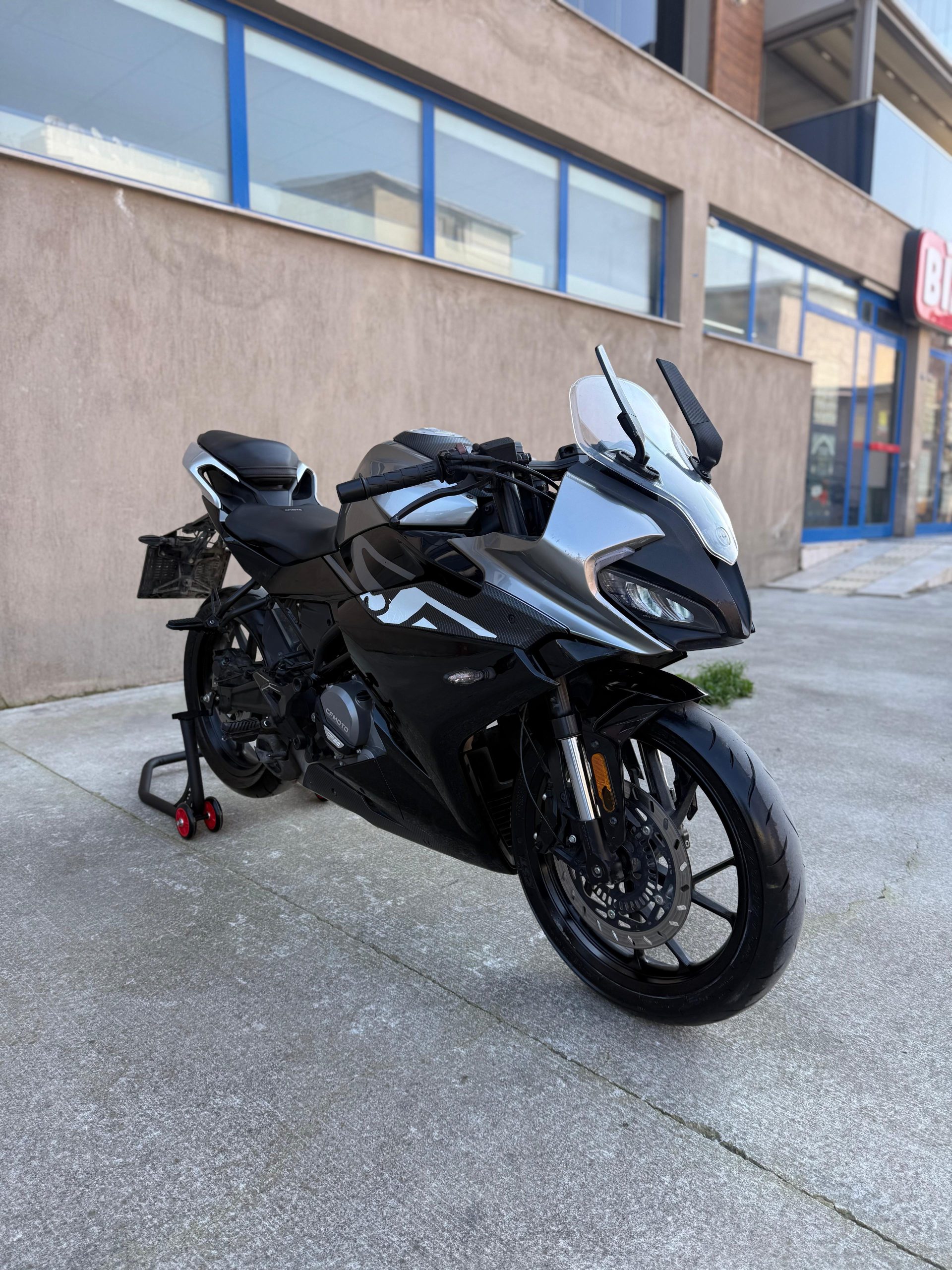 2023 MODEL CFMOTO SR250