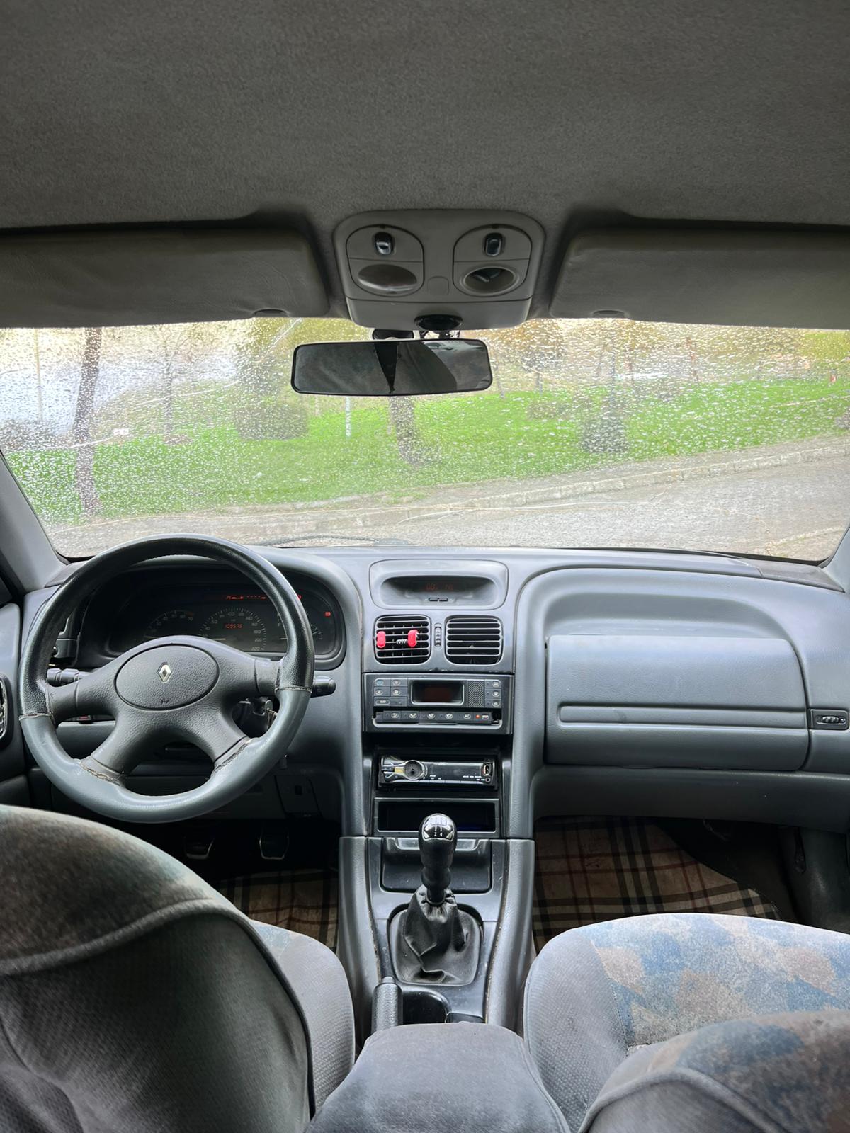 1996 Model Renault Laguna 2.0 - Görsel 8